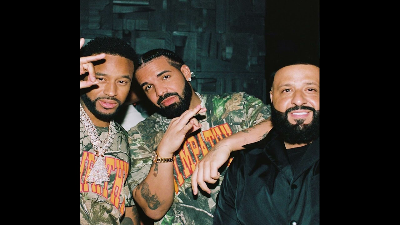 likhoa drake partied at miami bars this weekend the guest list was red carpet worthy 652c006df03f2 Drake Partied At 4 Miami Bars This Weekend & The Guest List Was Red Carpet Worthy