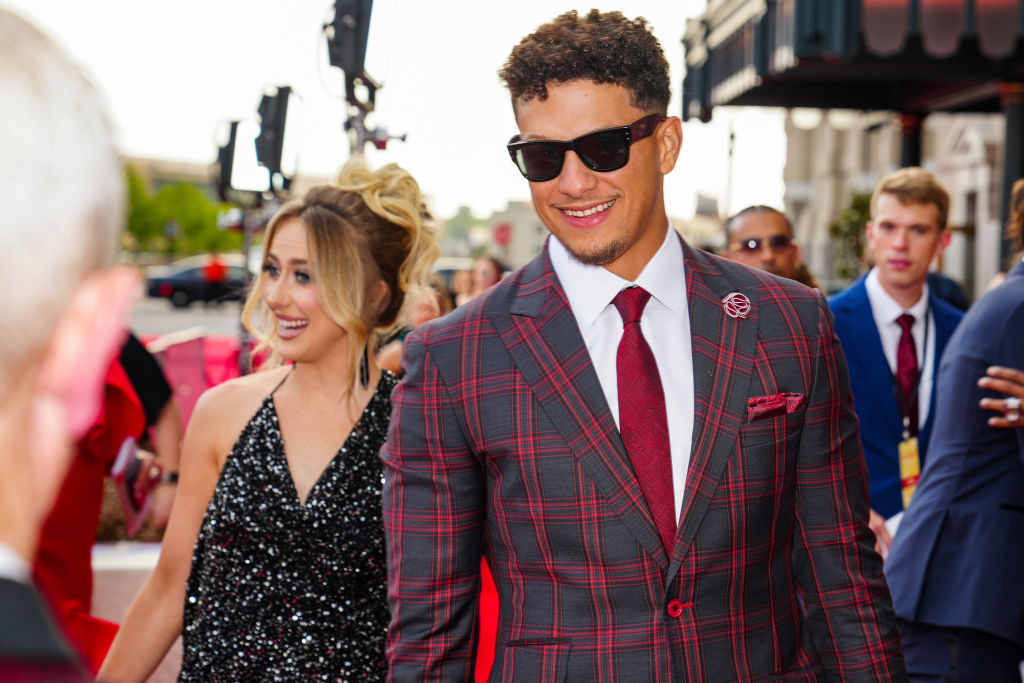 Patrick and Brittany Mahomes Bring Sequins & Plaid to Ring Ceremony – WWD