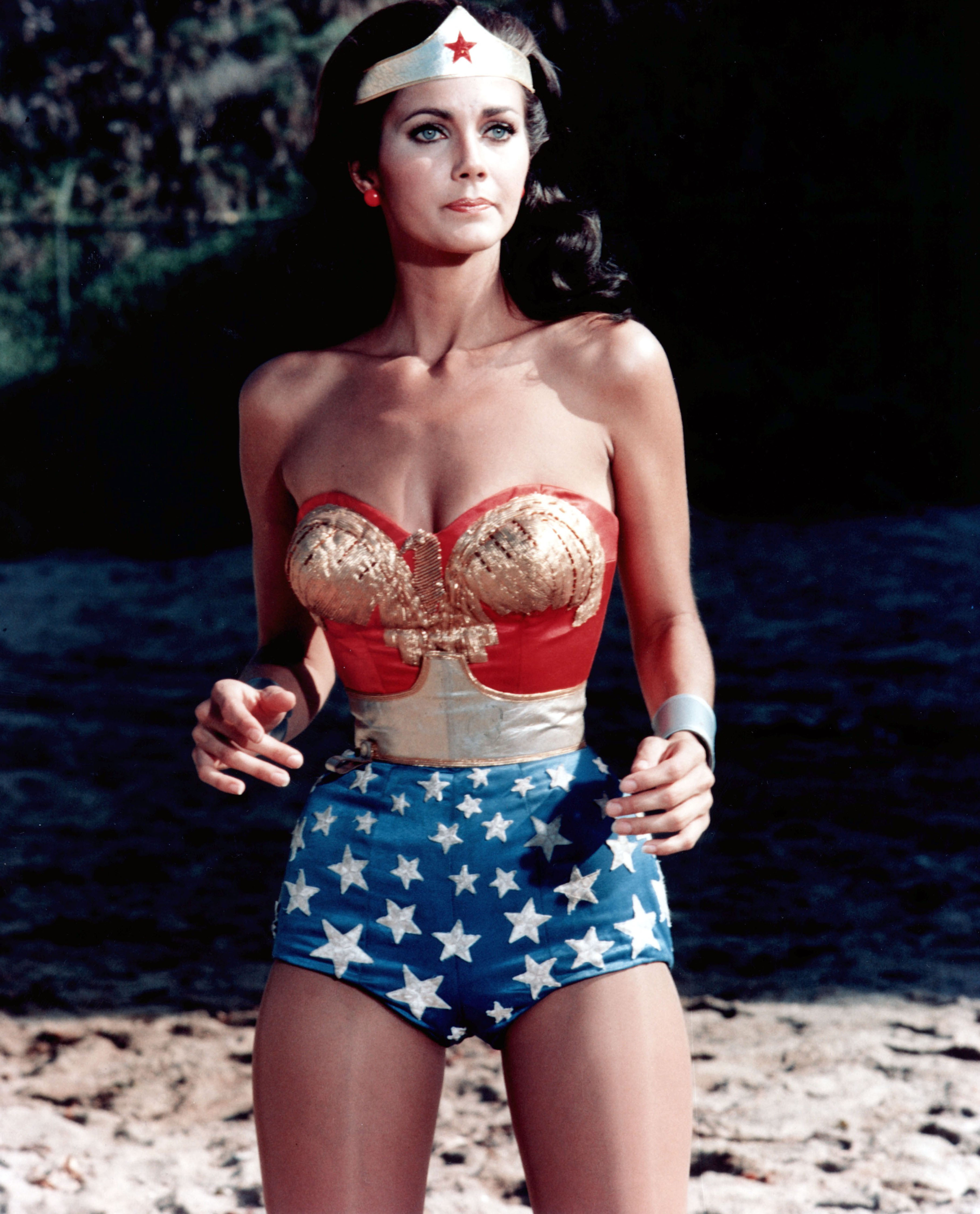 Lynda Carter in the 1970s role with a completely different look 